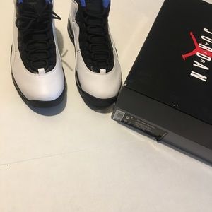 $225 Retro 10s $275 blackFoams Gold $230 Green